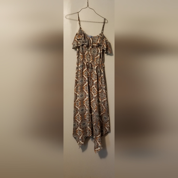 Spaghetti strap, off shoulder maxi dress - Picture 2 of 5